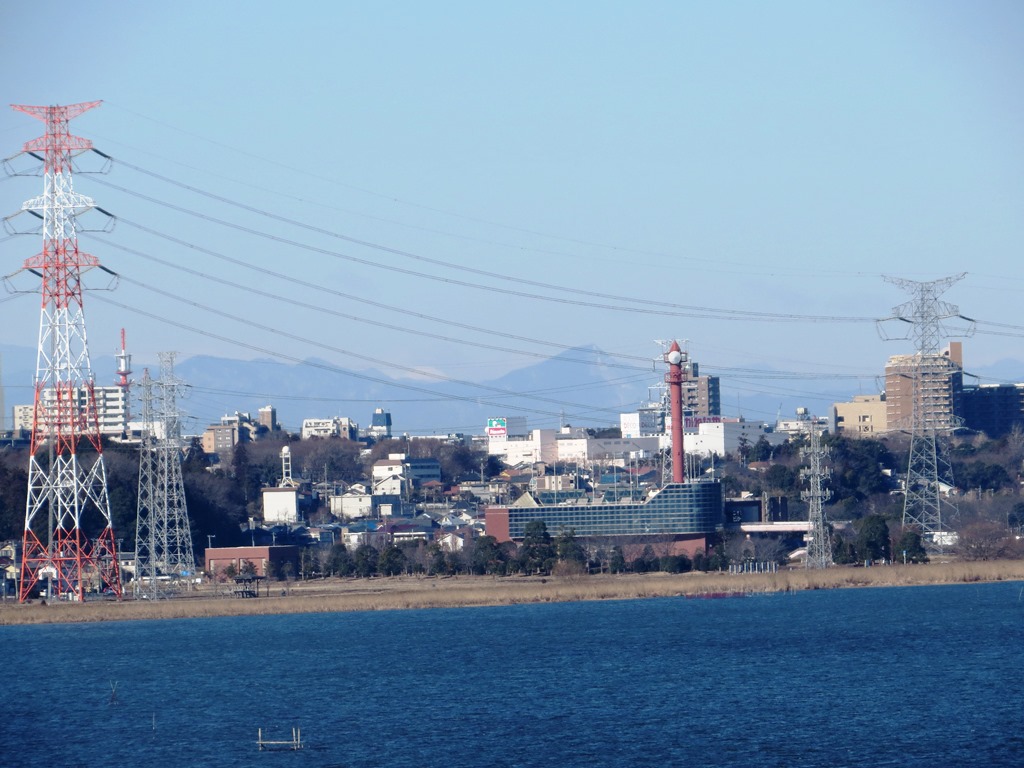 94.  水の館4Fからの秩父・武甲山