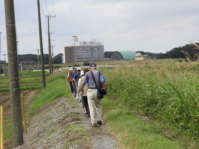 03.疲れた帰り道です